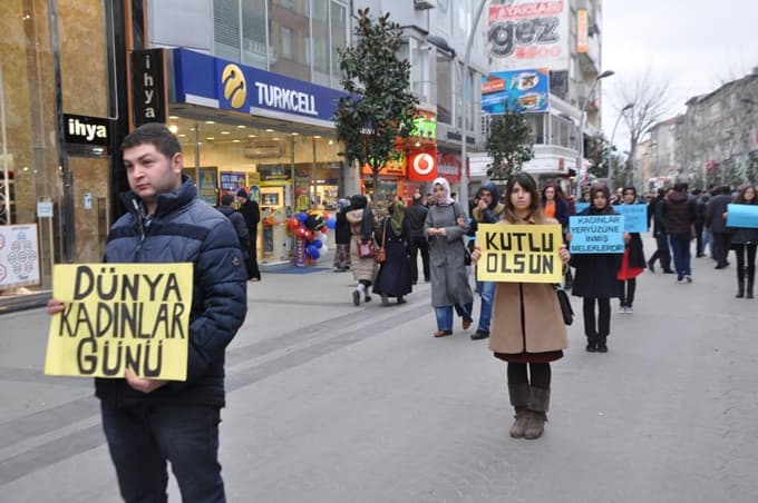 Üniversite öğrencilerinden anlamlı etkinlik