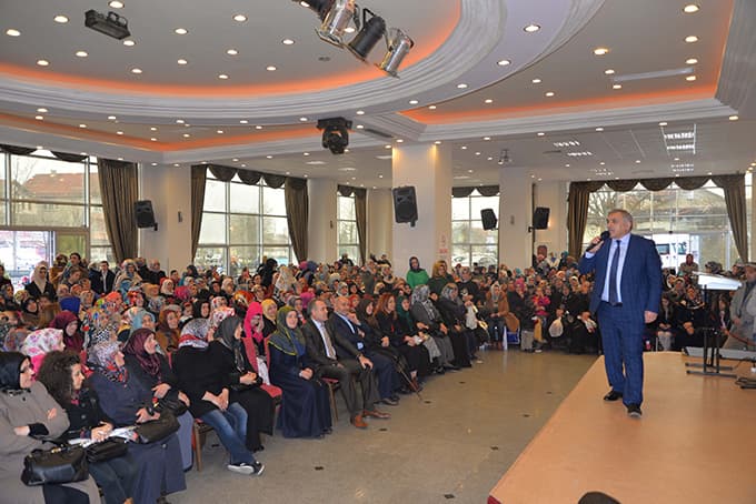 Yılın annesi 'Hanife İnci' seçildi