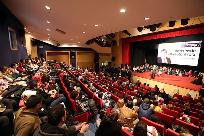 'İleşimde Öfke Kontrolü' konulu konferans düzenlendi