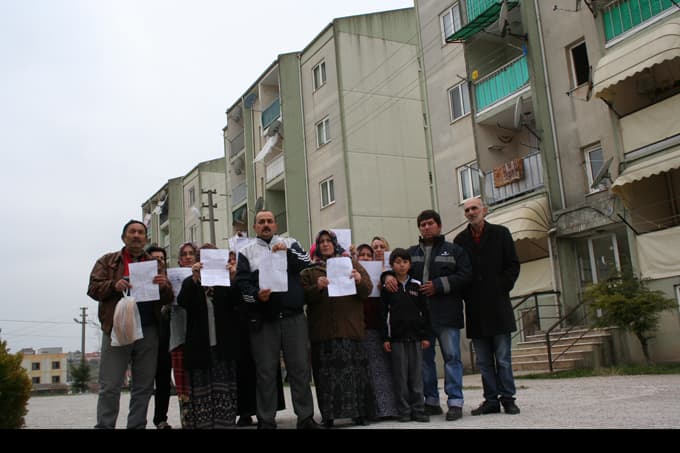 Hibeli kalıcı konutları geri alıp satışa çıkardılar