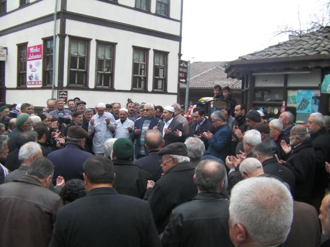 Taraklı'da umre kafilesi uğurlandı