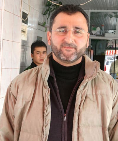 Şaşkın Hırsız, Kendi Kendini Ele Verdi