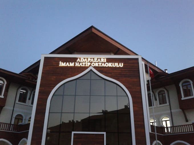Adapazarı İHO'dan Muhteşem anma programı