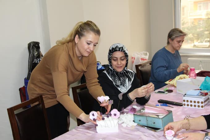 Sakarya'da el sanatları kursuna yoğun ilgi 