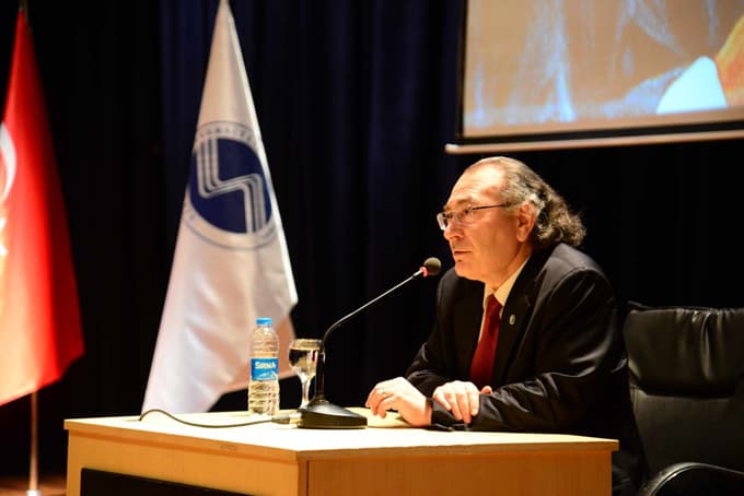 SAÜ'de 'Bediüzzaman ve Müsbet Hareket' konferansı düzenlendi