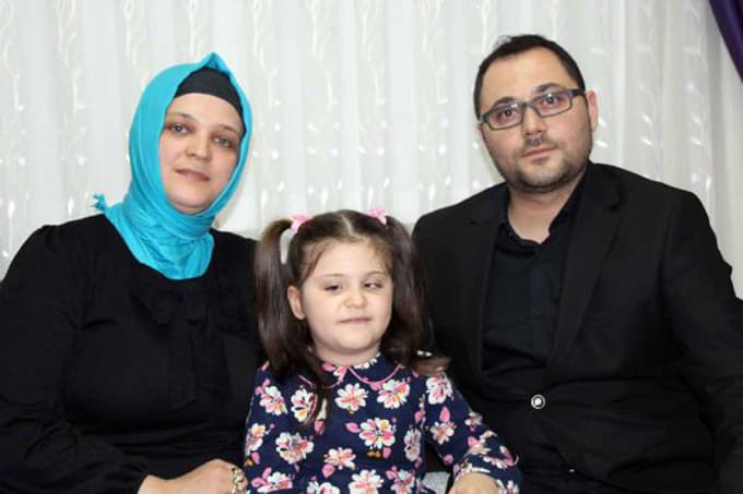 Görme engelli Ecrin okuduğu şiirle herkesi duygulandırdı