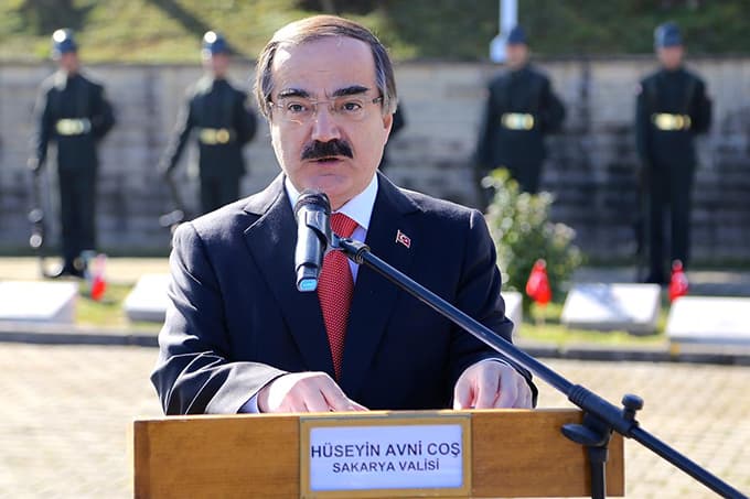 Çanakkale şehitlerini anma programında duygusal anlar...