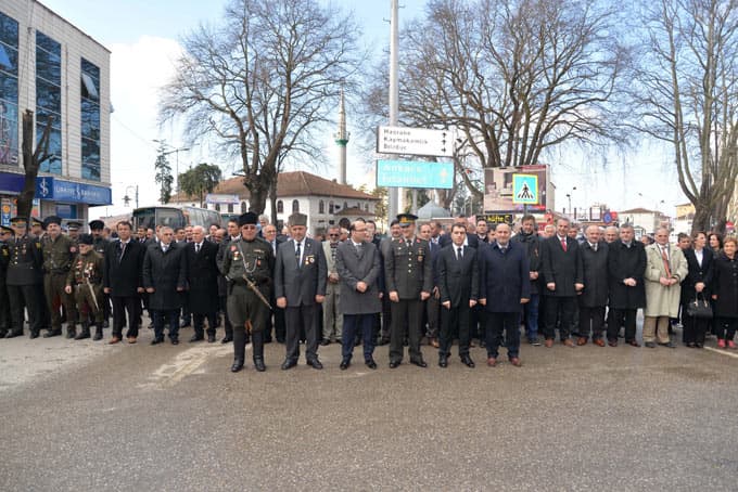 Çanakkale şehitleri Hendek'te anıldı