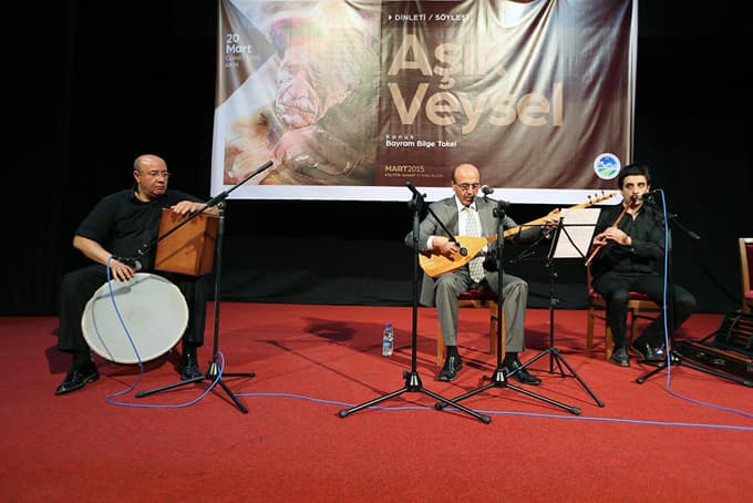 'Aşık Veysel' söyleşisi AKM'de gerçekleşti