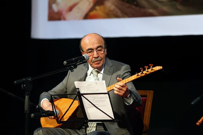 'Aşık Veysel' söyleşisi AKM'de gerçekleşti