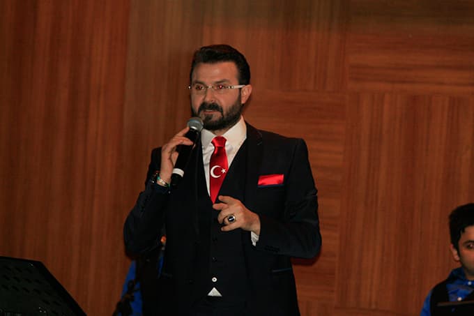 Bedirhan Gökçe duygulu anlar yaşattı