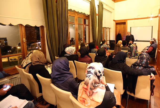Akademi'de ilk hafta sona erdi
