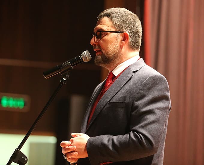 Kahraman Tazeoğlu ve İbrahim Sadri'den muhteşem akşam