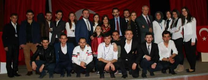 Çanakkale Zaferi'nin 100. yılı saygıyla anıldı