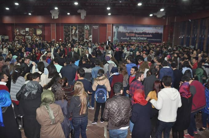 Karadenizli öğreciler horon oynayıp eğlendiler