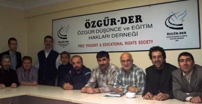 Özgür-Der Başkanı, Genel Merkezi Ziyaret Etti