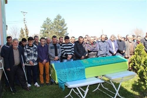 Öldü sanılan kadın morgdan canlı çıktı!