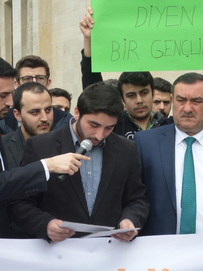 ODTÜ'de yaşanan olaylar, SAÜ'de protesto edildi