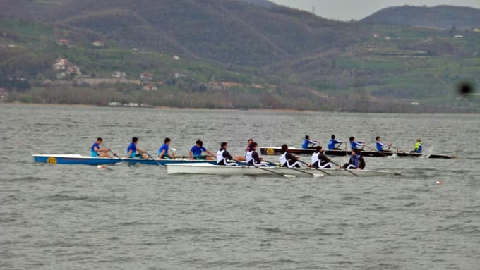 Kürek Şampiyonası yarışları, Sapanca Gölü'nde başladı 