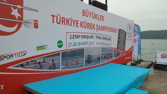 Kürek Şampiyonası yarışları, Sapanca Gölü'nde başladı 