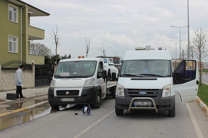 Erenler'de bomba yüklü otomobil ele geçirildi