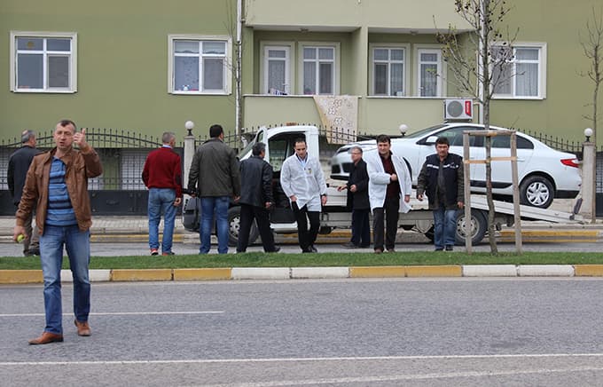 Erenler'de bomba yüklü otomobil ele geçirildi
