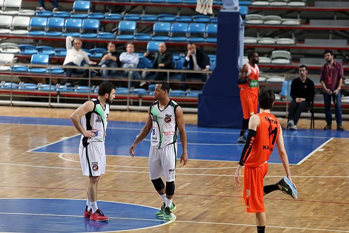 SBB Basketbol ezdi geçti!