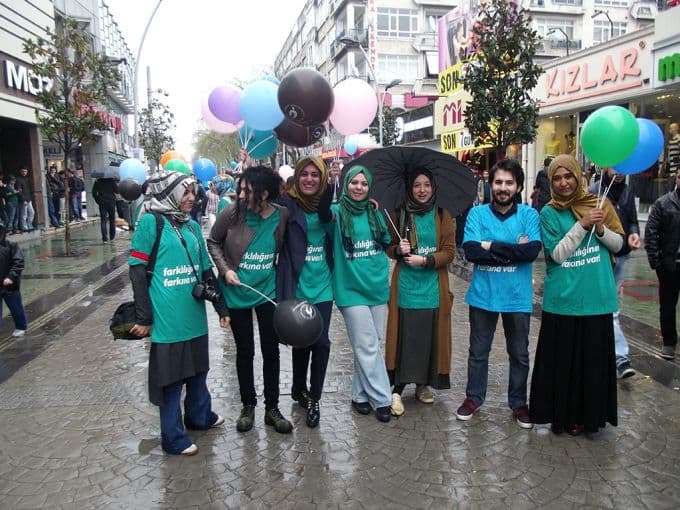 "Otizm bir hastalık değil farklılık"
