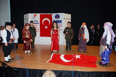 Ada AVM&#8217;de Muhteşem Cumhuriyet Kutlaması