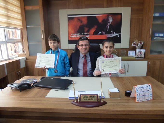 Bekir Sıtkı'nın minikleri jimnastikte coştu