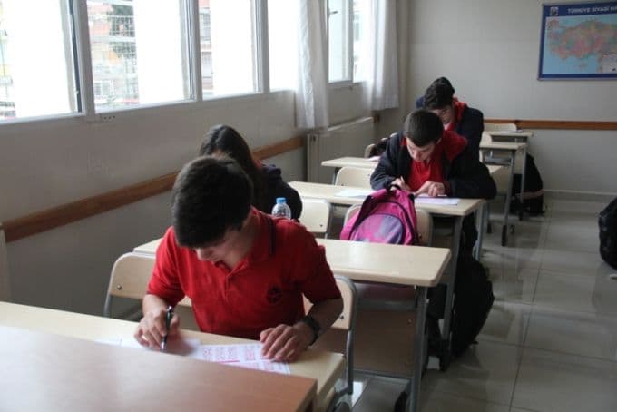 100 bin öğrenci bu sınavda ter döktü