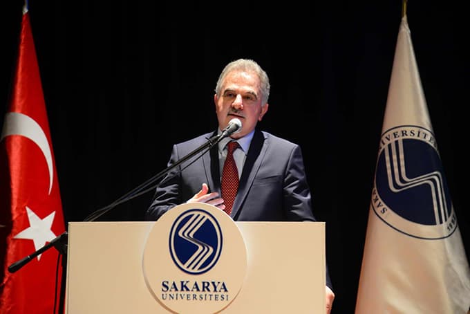 'İslami fetvaları sorgulayabilmeliyiz'