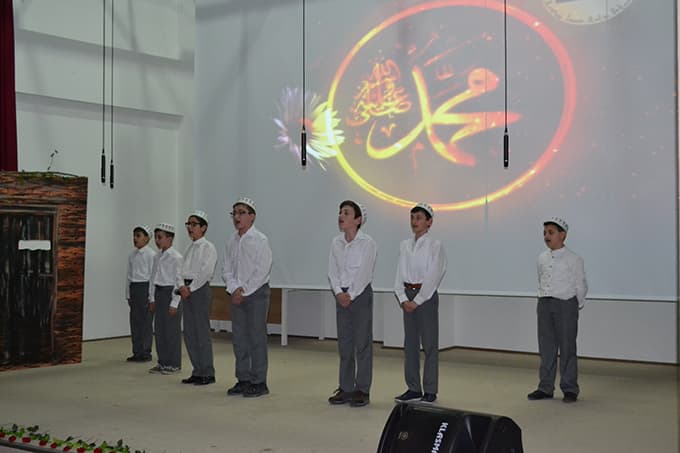 Kutlu Doğum Coşkusu Arifiye'de başladı