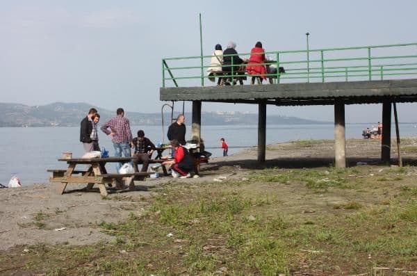 Sapanca Gölü'nde manzara tersine döndü