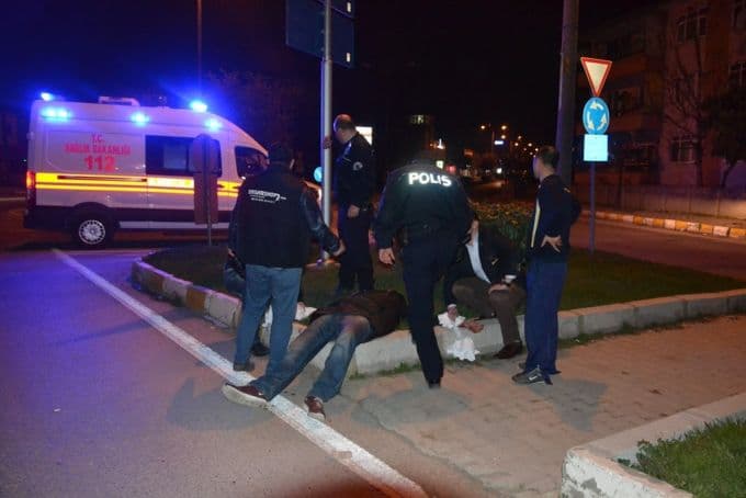 Bileklerini keserek intihara kalkıştı
