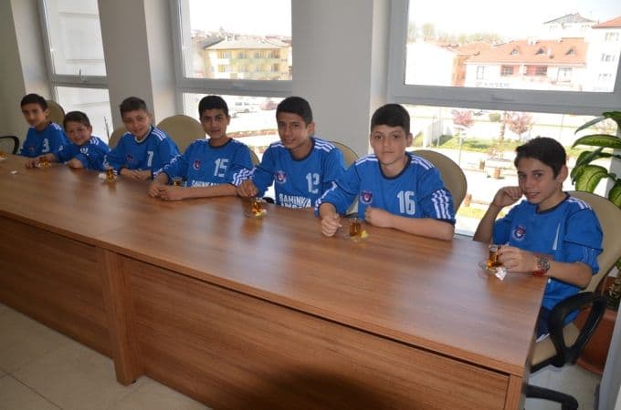 Yıldızlar Futbol İl Birincisi Erenler'den