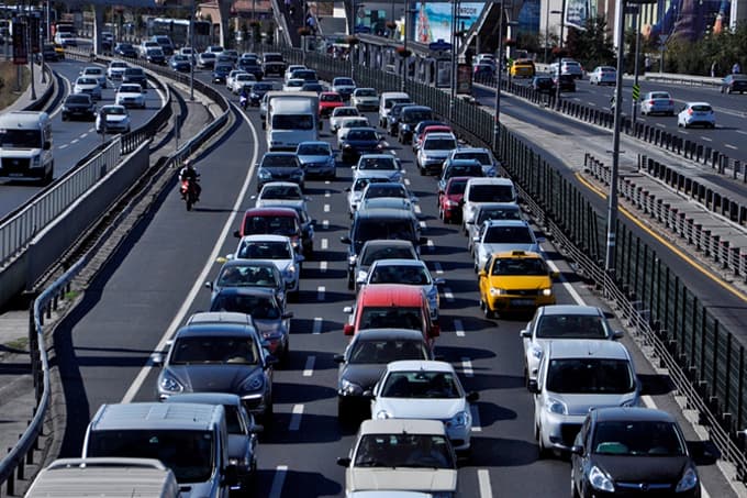 Sakarya'da 884 araç trafikten men edildi!