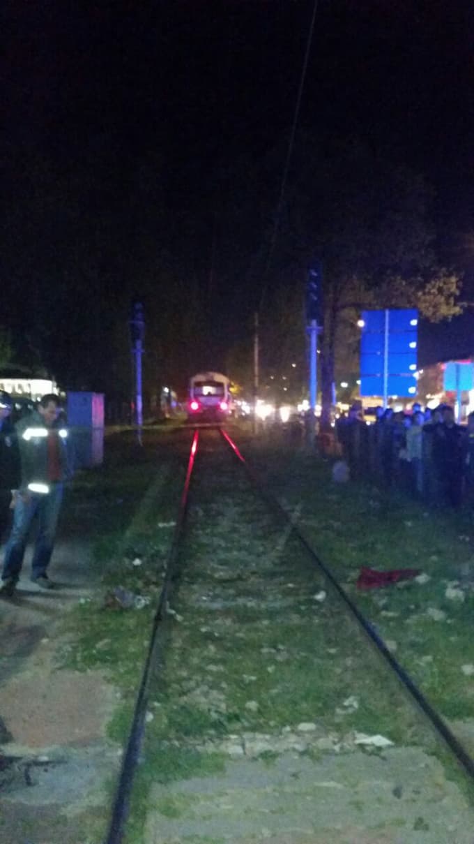Üniversite öğrencisinin ayağının üzerinden tren geçti