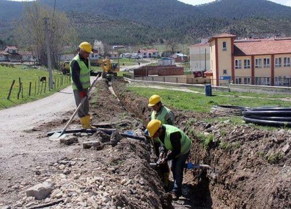 Taraklı'ya 8 kilometrelik içme suyu hattı inşa ediliyor 