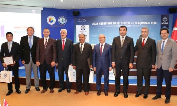 "Demiryolu ulaşımı Sakarya için çok önemli"