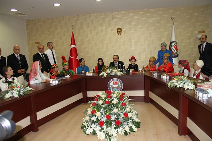 Festivale yağmur engeli!