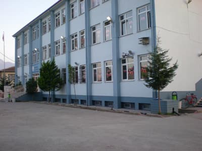 Gündüz Yanan Aydınlatmalar Tepkilere Neden Oluyor