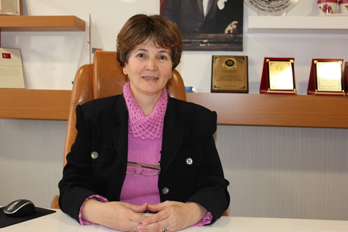 'Evin Hesap Uzmanı Kadın'