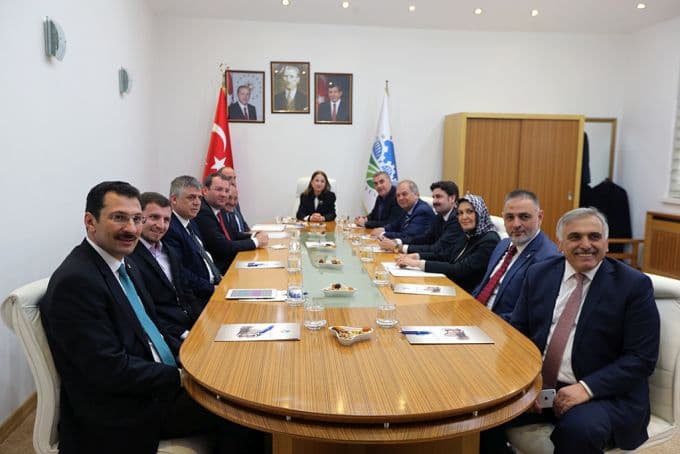 Bakan Ayşenur İslam, Sakarya'da
