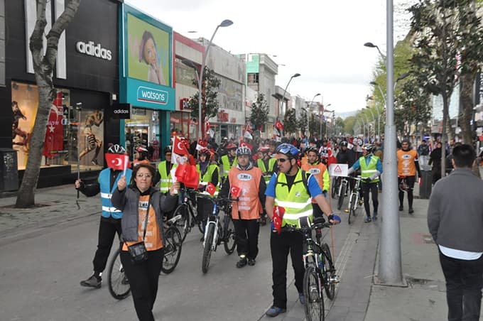 TEMA Sakarya üyeleri doğa için pedal çevirdi