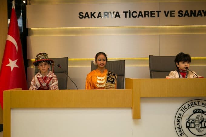 Dünya çocukları SATSO'daydı