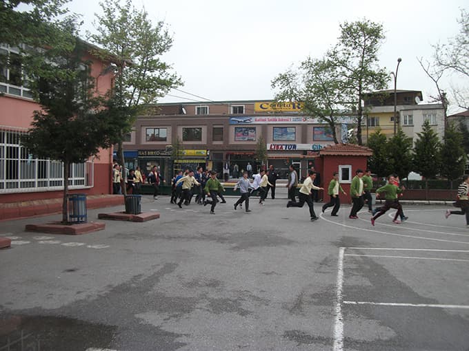Öğrenciler tahliyede rekor kırdılar