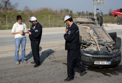 Hurdaya Dönen Arabadan Burnu Bile Kanamadan Çıktı