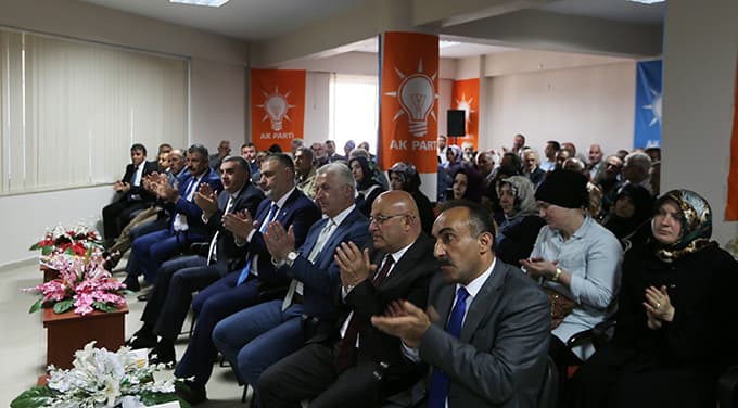 'Muhalefet eski Türkiye'nin özlemini kuruyor'