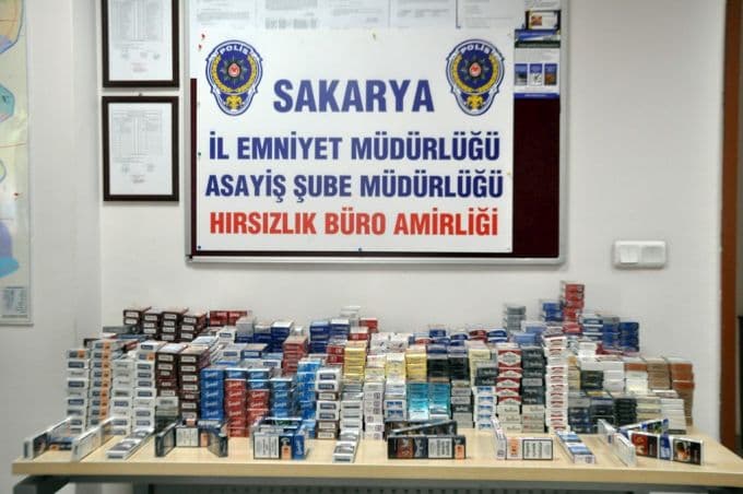 Sigara hırsızları kıskıvrak yakalandı
